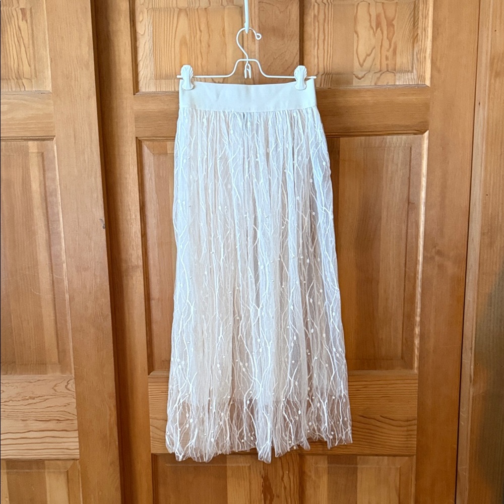 Forever 21 Cream Maxi Skirt